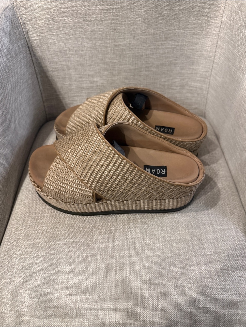 Roam Woven Raffia Crisscross Platform Slides in Natural